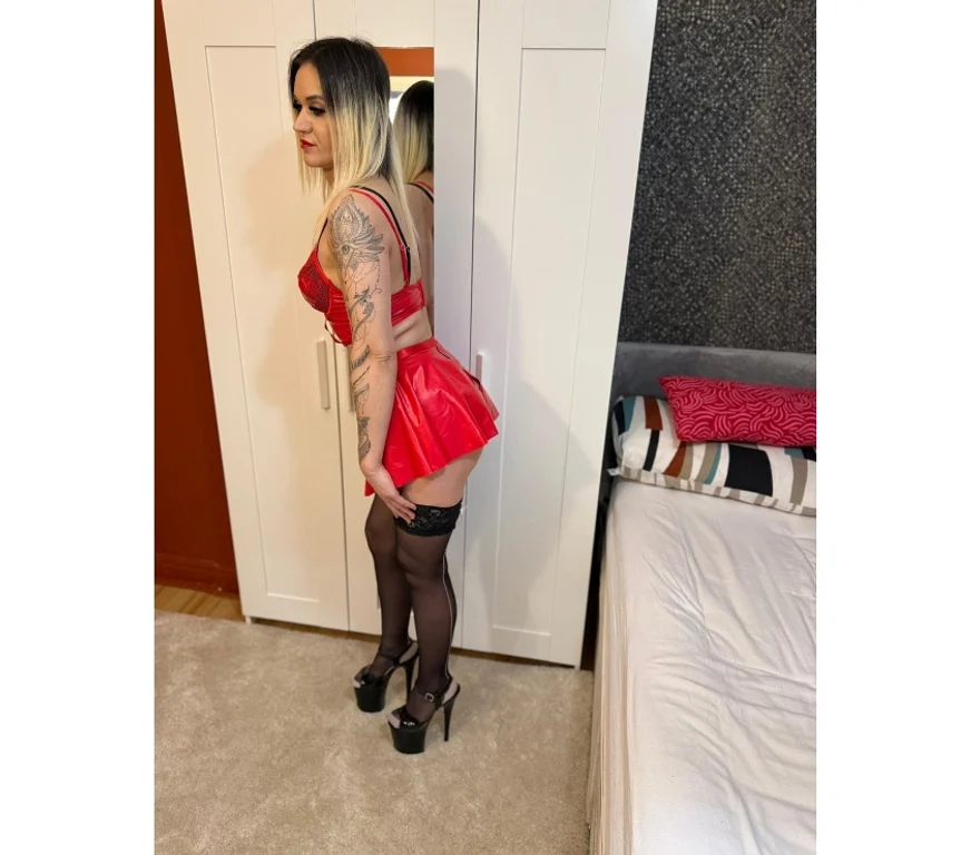 Escort Gallery