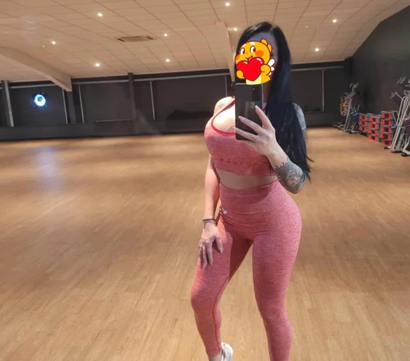 Escort Gallery