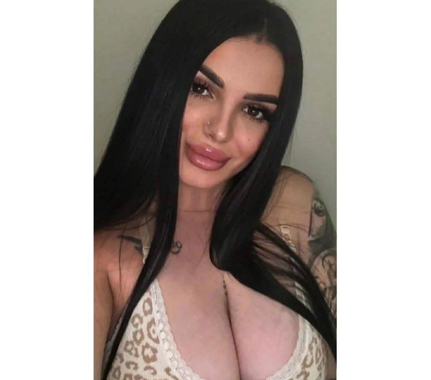 Escort Gallery