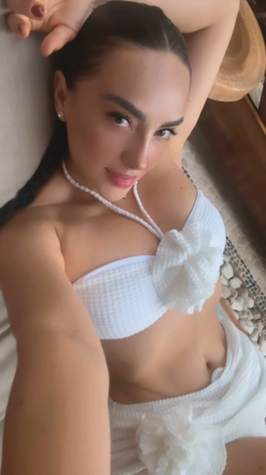Escort Gallery