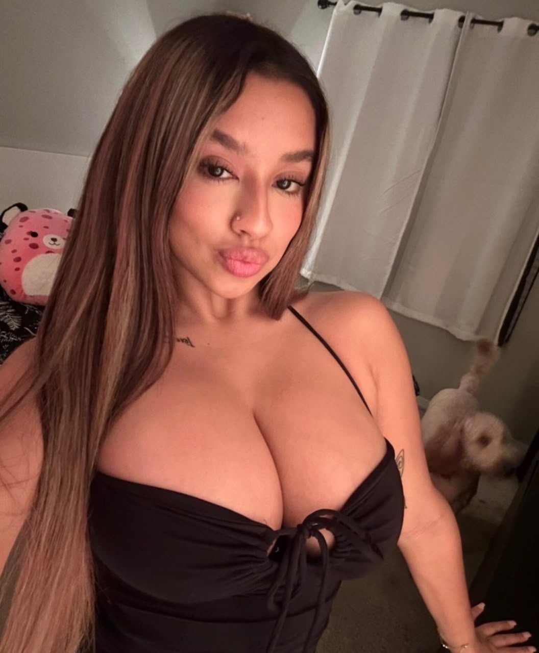 Escort Gallery