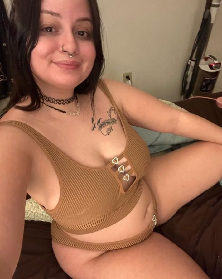 Escort Gallery