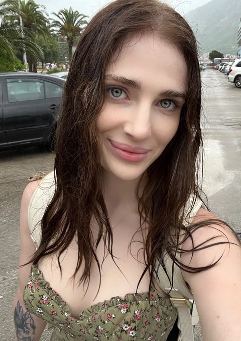 Escort Gallery