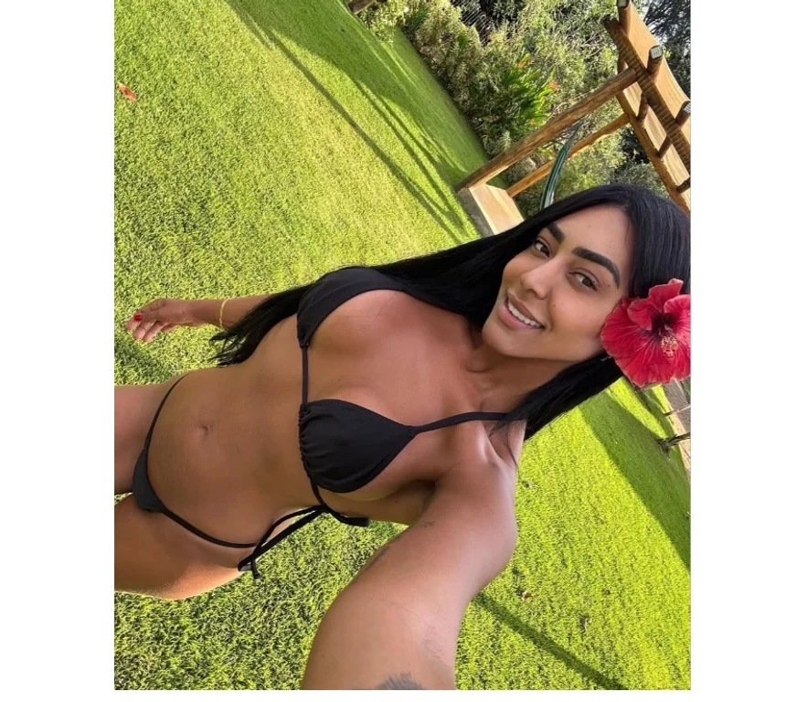 Escort Gallery