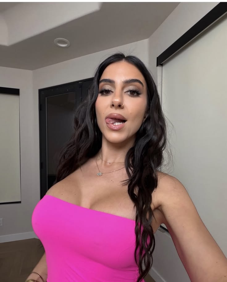 Escort Gallery