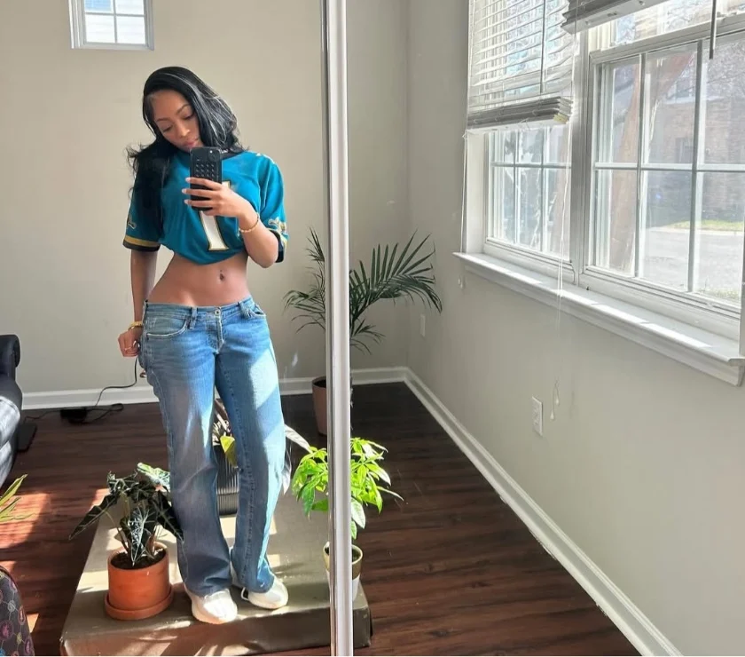 Escort Gallery
