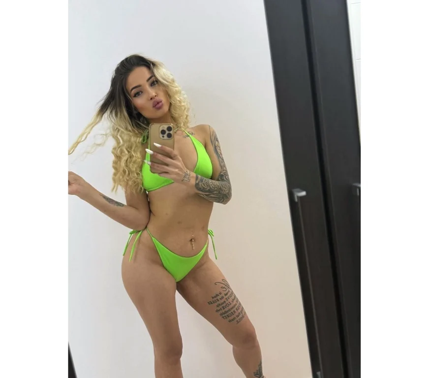 Escort Gallery