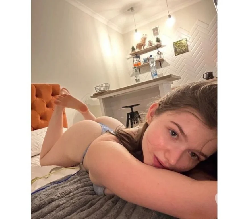Escort Gallery