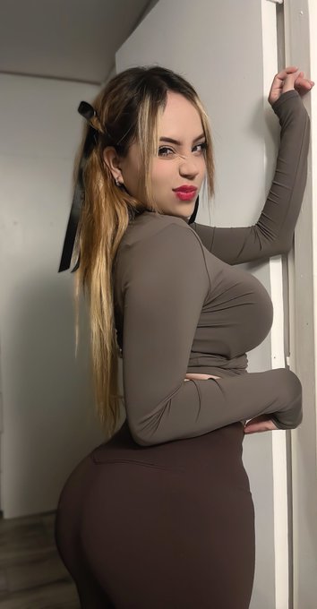 Escort Gallery