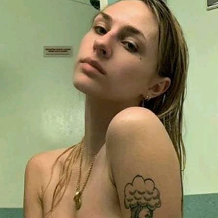 Escort Gallery