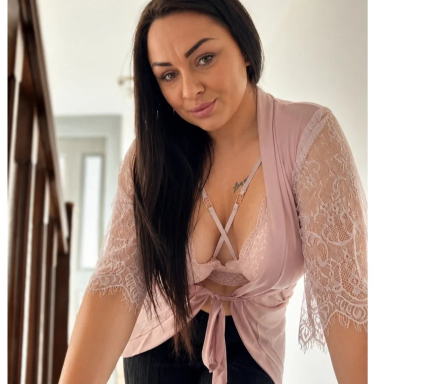 Escort Gallery