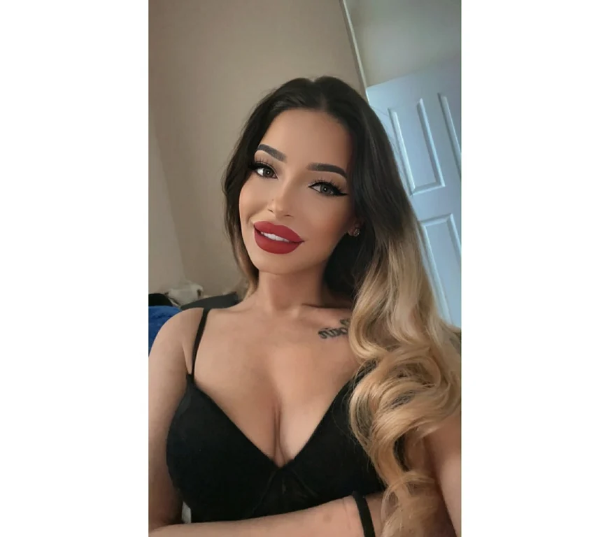 Escort Gallery