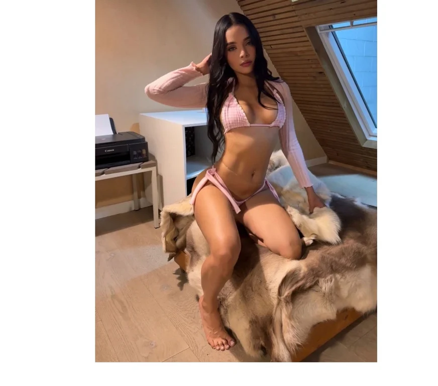 Escort Gallery