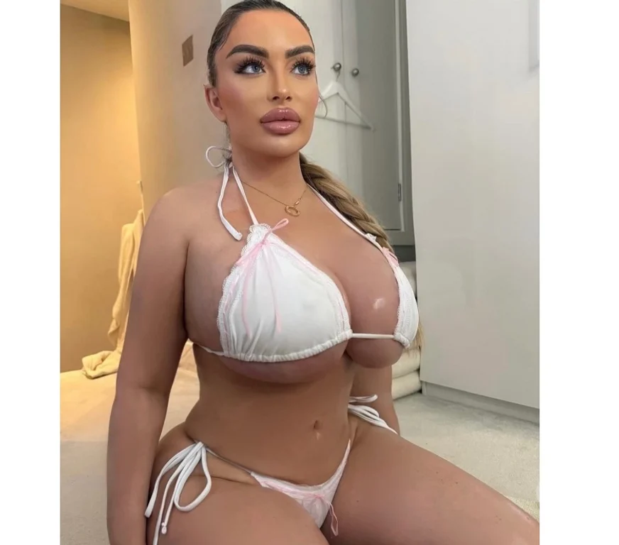 Escort Gallery