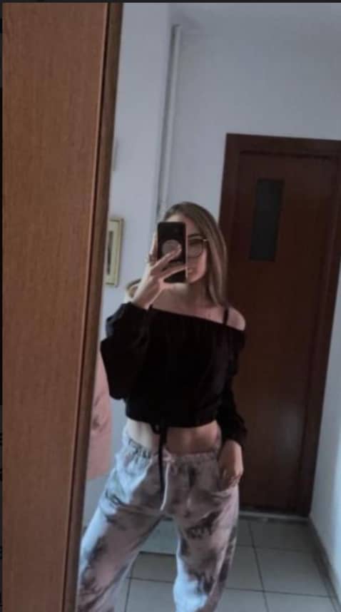Escort Gallery