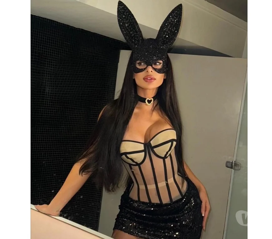 Escort Gallery