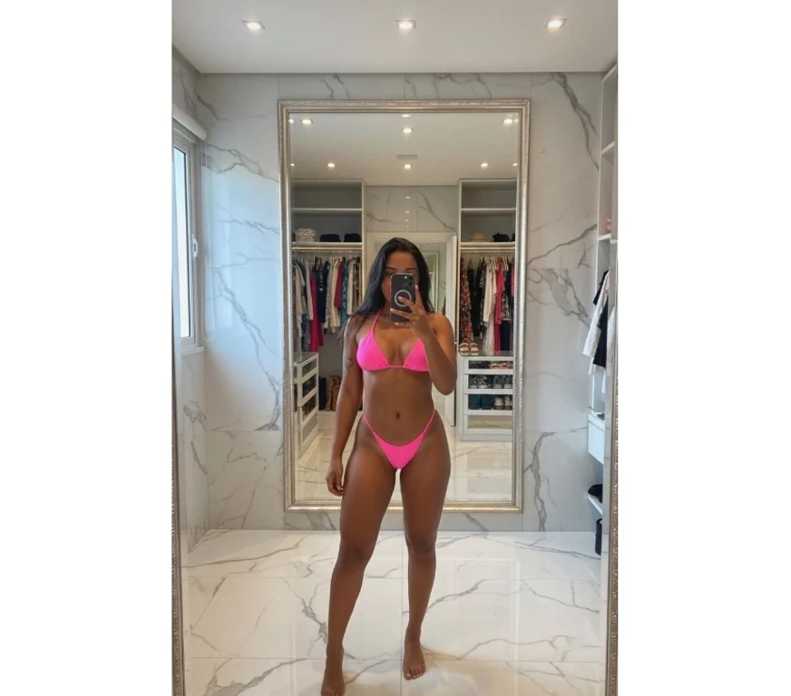 Escort Gallery