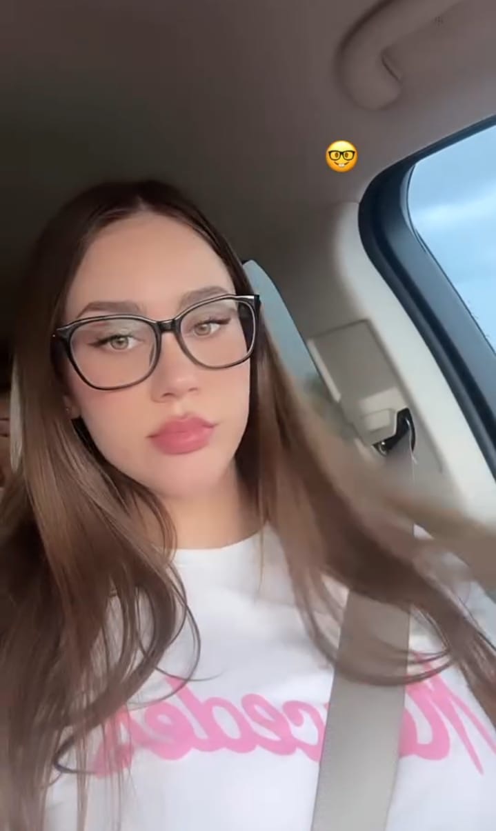 Escort Gallery