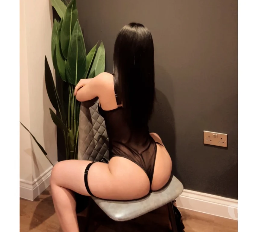 Escort Gallery