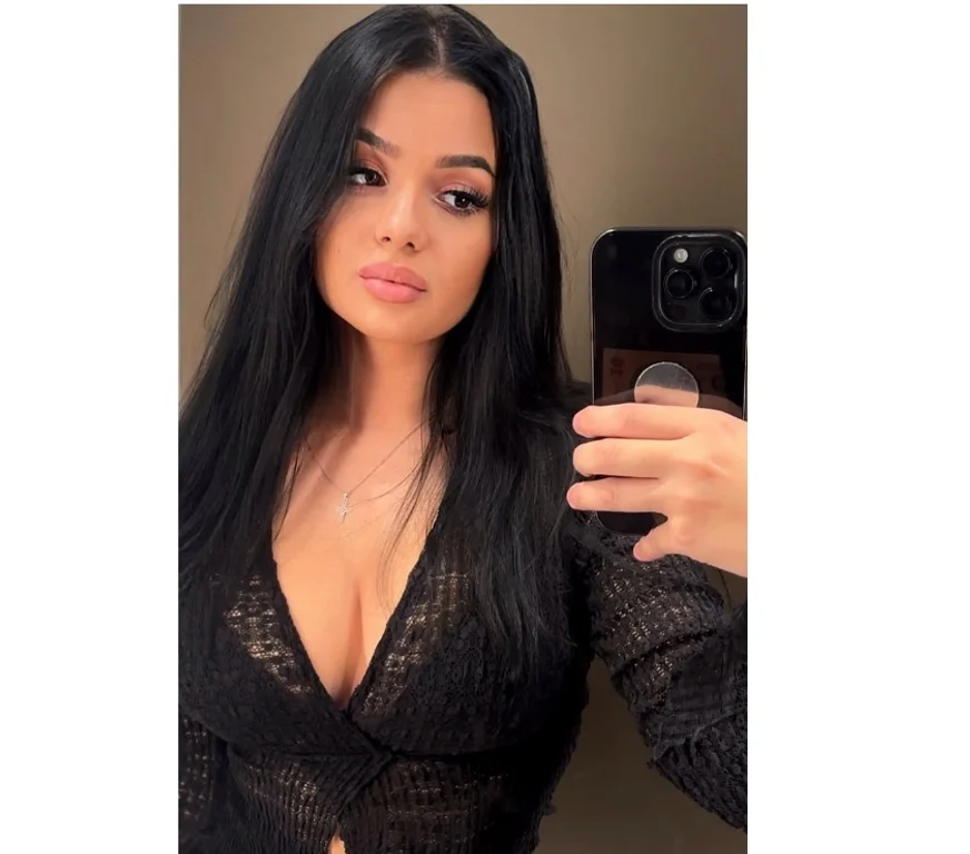 Escort Gallery
