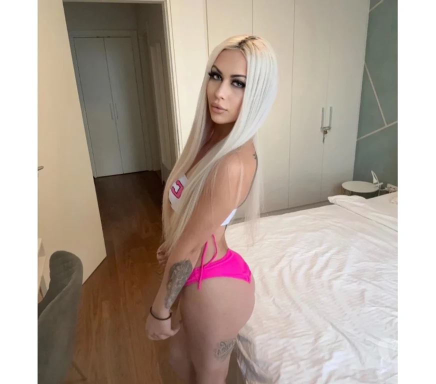 Escort Gallery