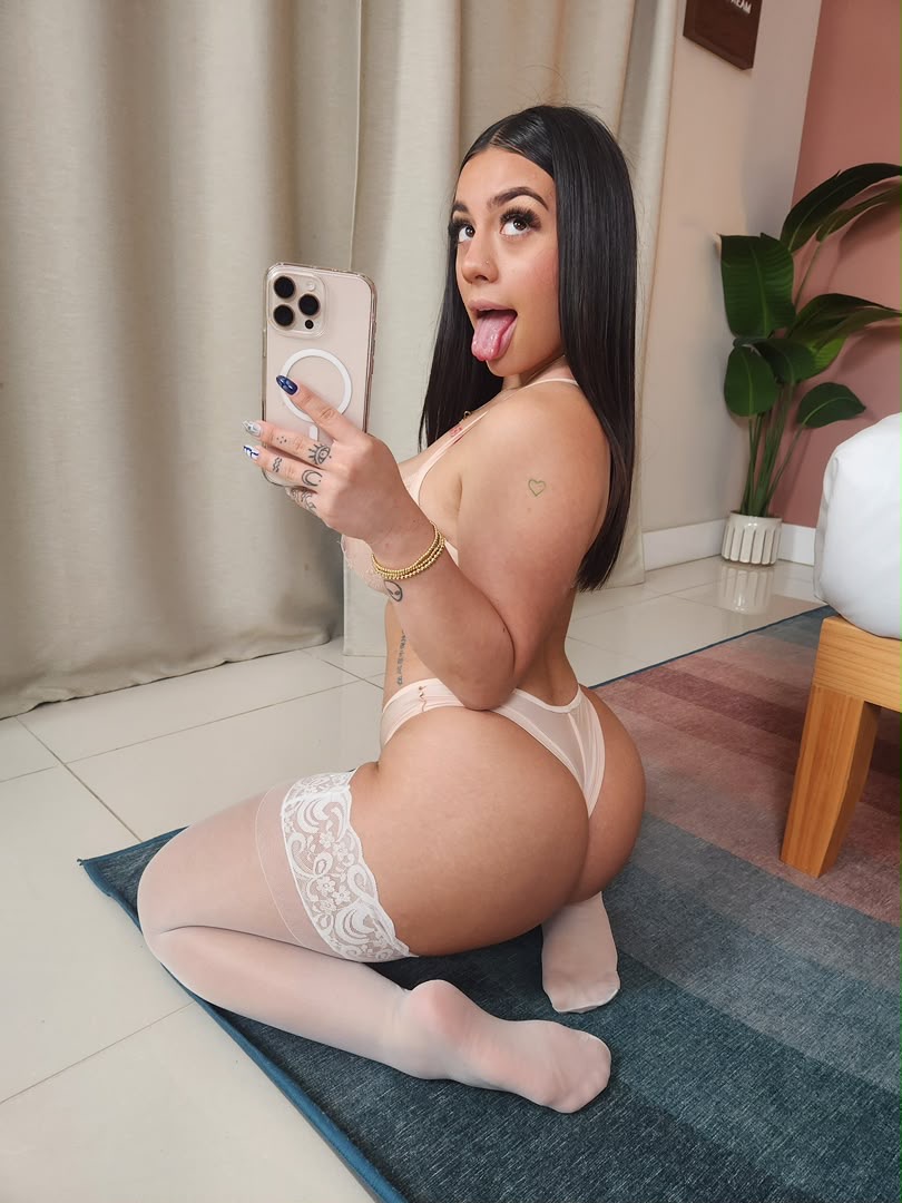 Escort Gallery