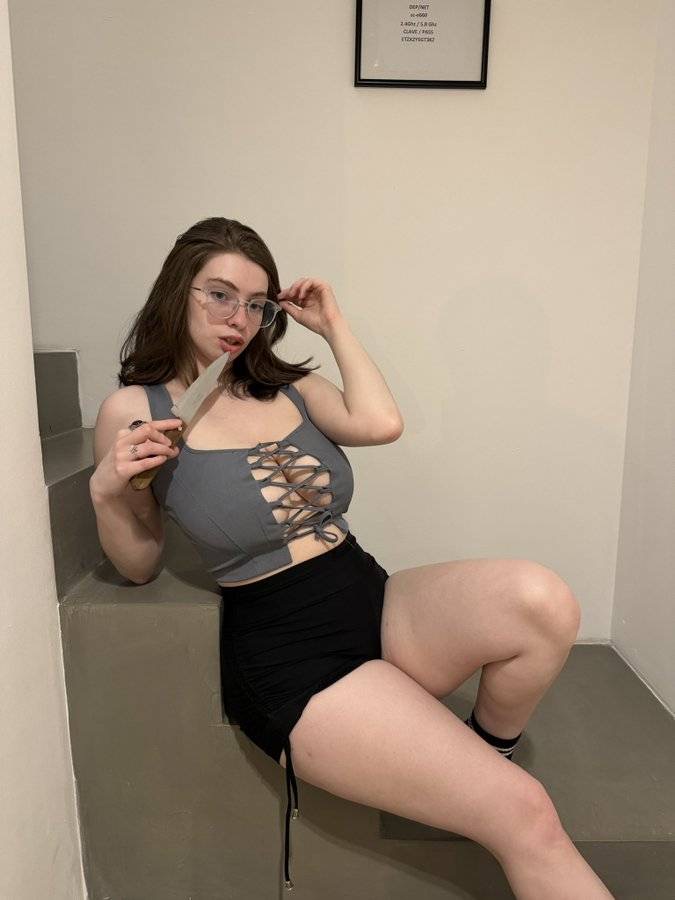 Escort Gallery