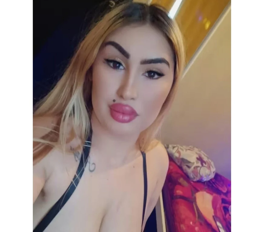 Escort Gallery