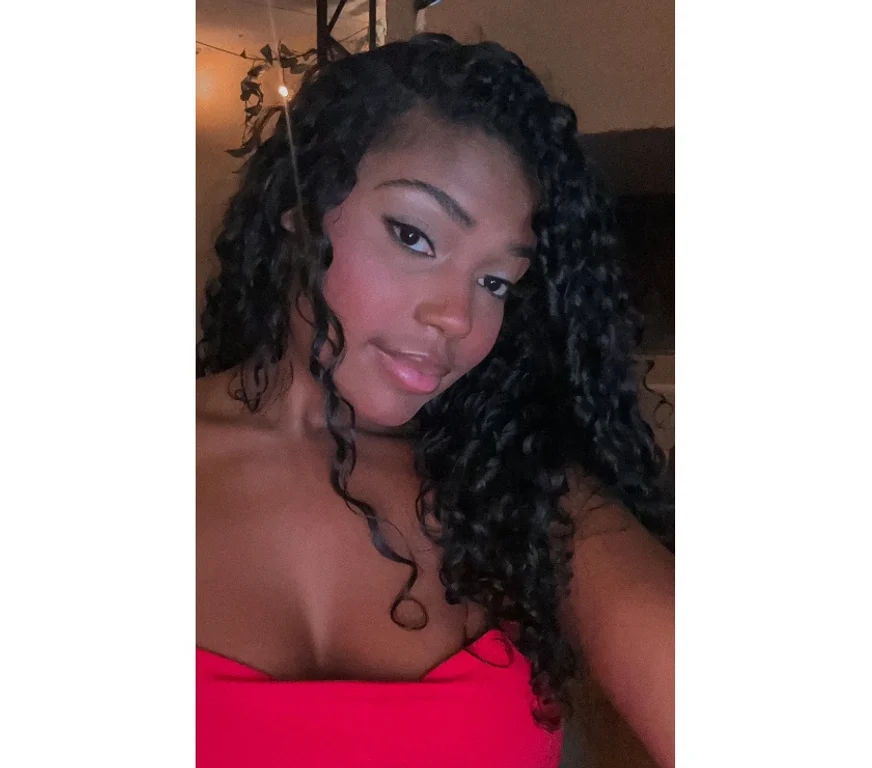 Escort Gallery