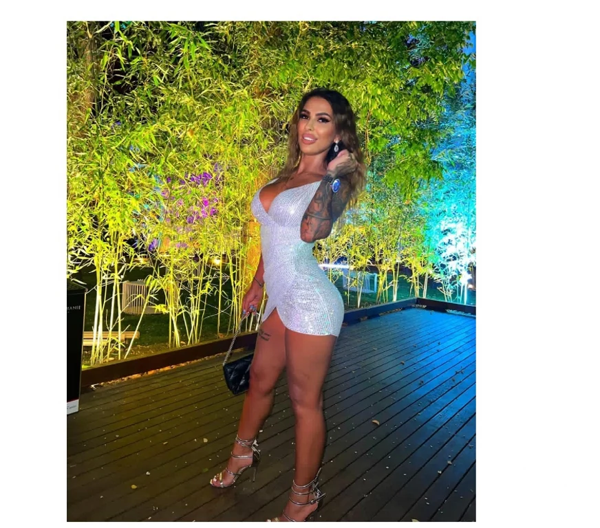 Escort Gallery