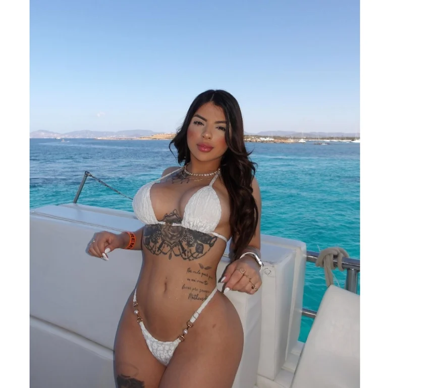 Escort Gallery