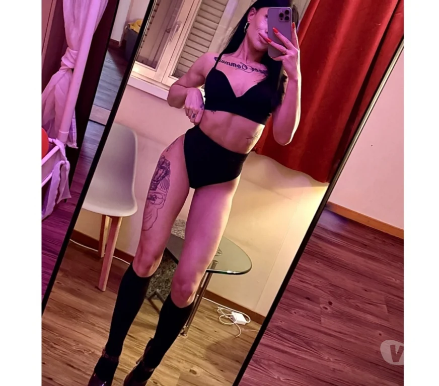 Escort Gallery