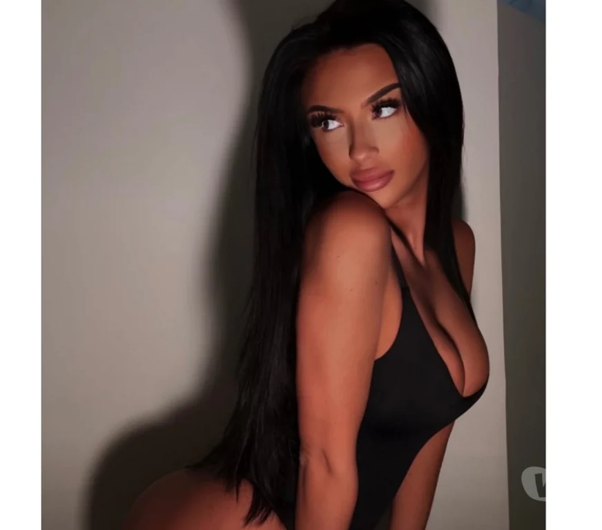 Escort Gallery