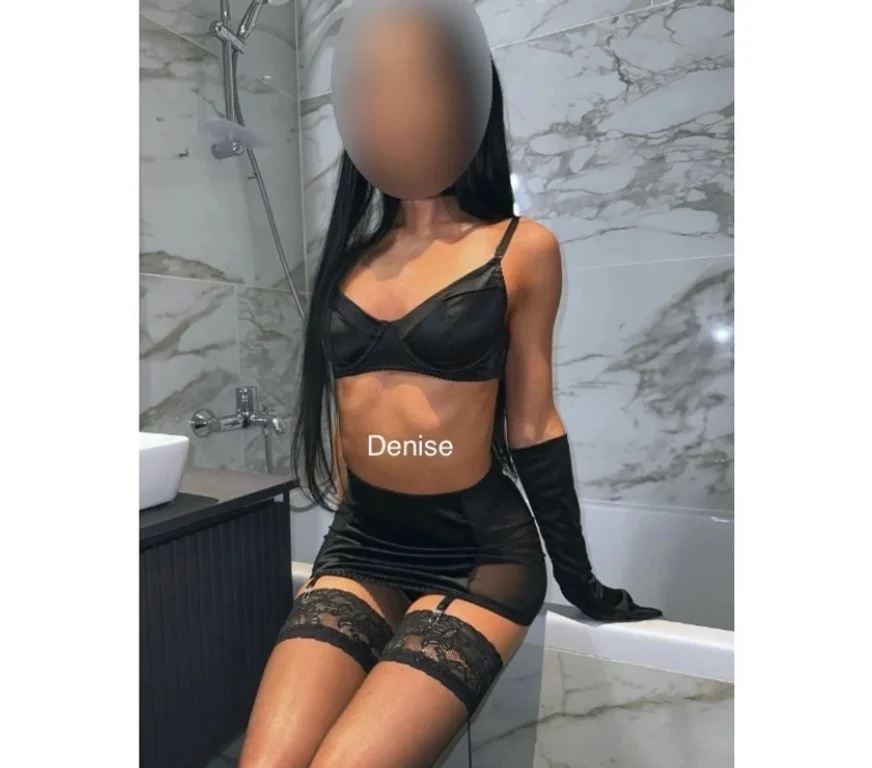 Escort Gallery