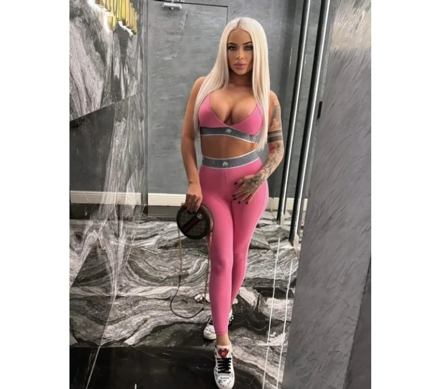 Escort Gallery