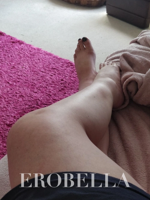 Escort Gallery