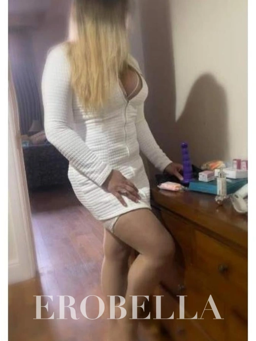 Escort Gallery