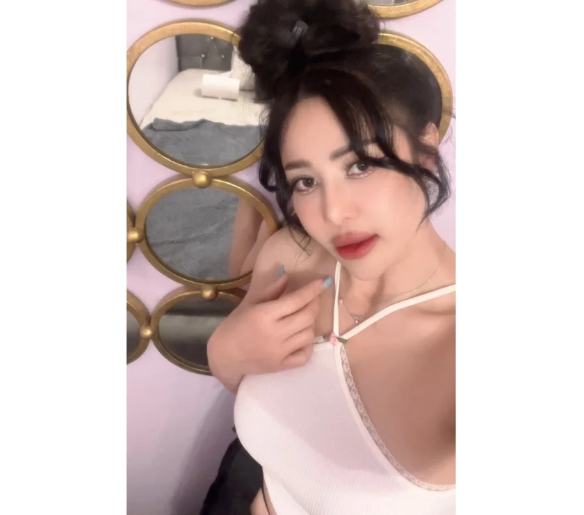 Escort Gallery
