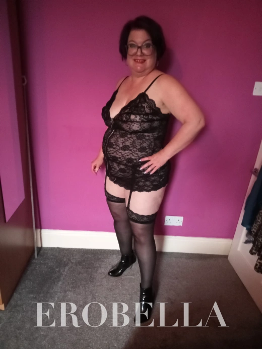 Escort Gallery