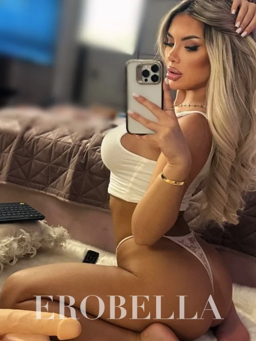 Escort Gallery