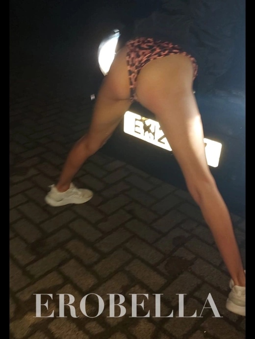 Escort Gallery