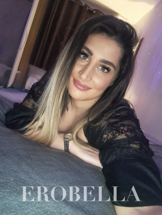 Escort Gallery