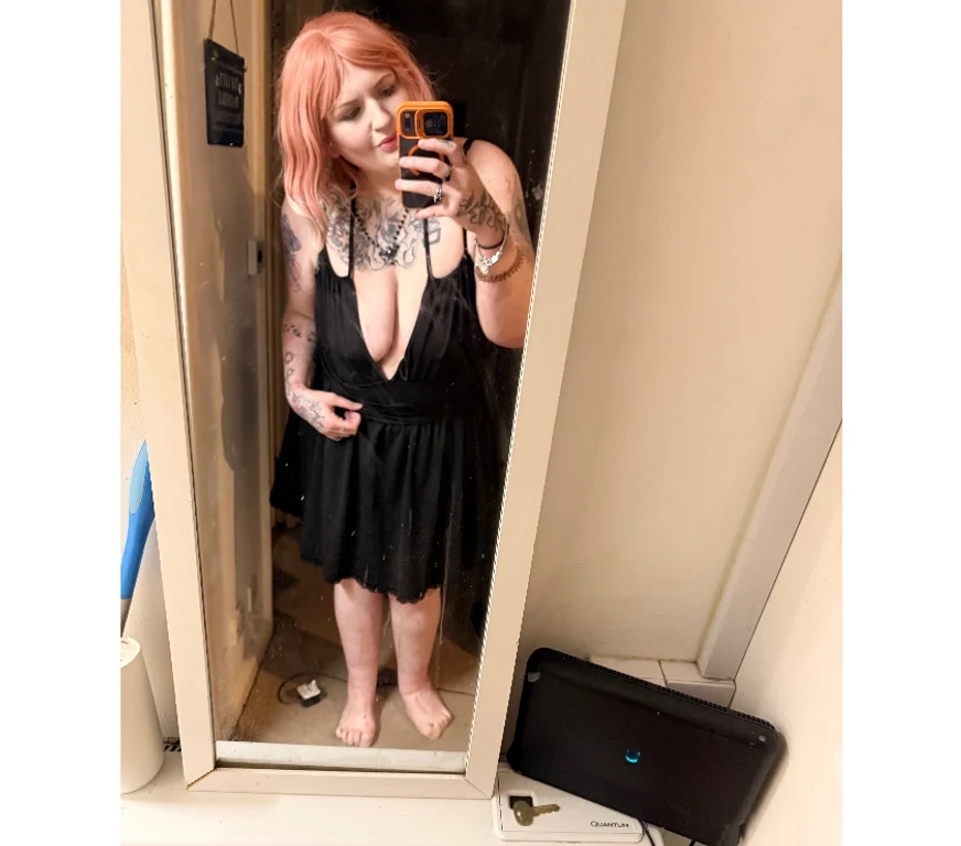 Escort Gallery