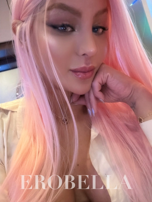 Escort Gallery
