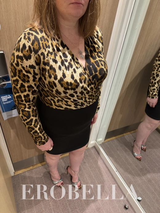 Escort Gallery