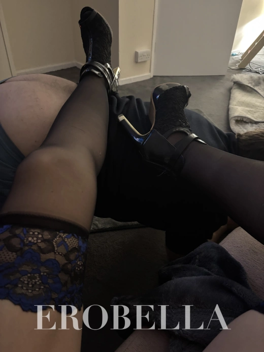 Escort Gallery