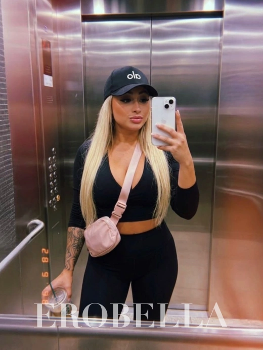 Escort Gallery