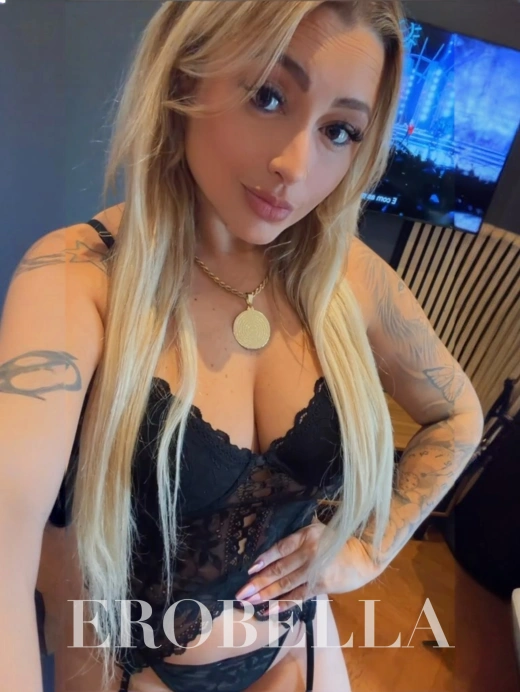 Escort Gallery