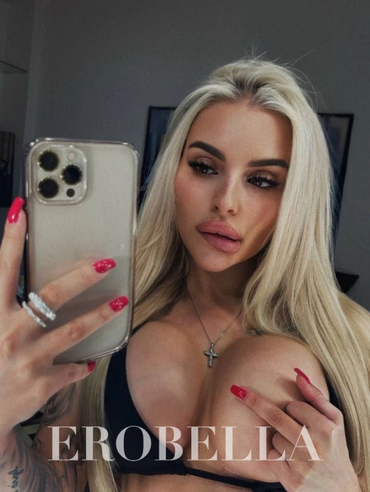 Escort Gallery