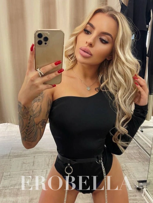 Escort Gallery